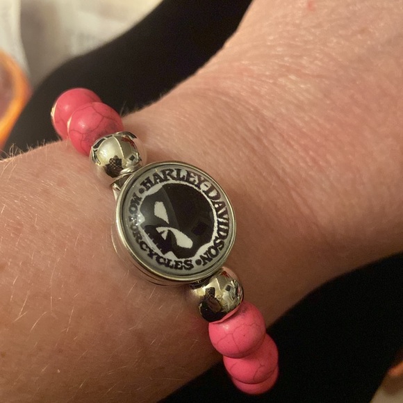 - HD Pink Beaded Willie G Bracelet - Picture 2 of 4